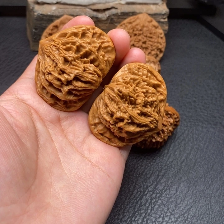 桃核把件尺寸47飞机
