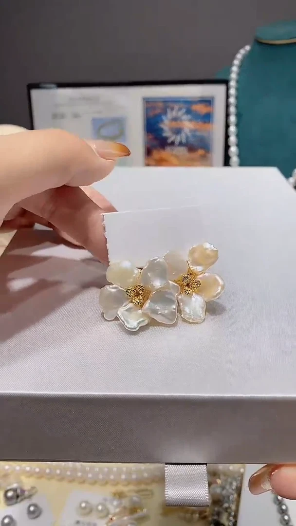 【闪购商品】淡水珍珠耳饰未镶嵌大花花 耳钉