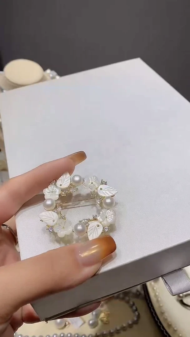 【闪购商品】淡水珍珠胸饰未镶嵌贝壳小花环