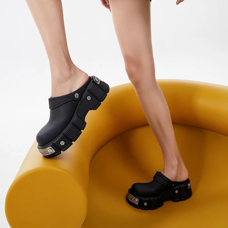 GDDZ 原创小众高级感铆钉拖鞋女外穿真皮厚底半拖包头时尚拖鞋