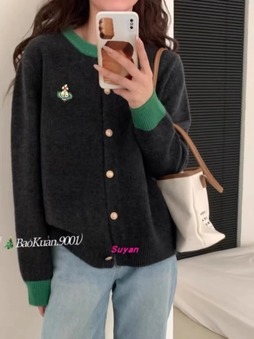 2025年春季新款时尚百搭大码显瘦圆领刺绣毛衣针织衫ins100—200斤