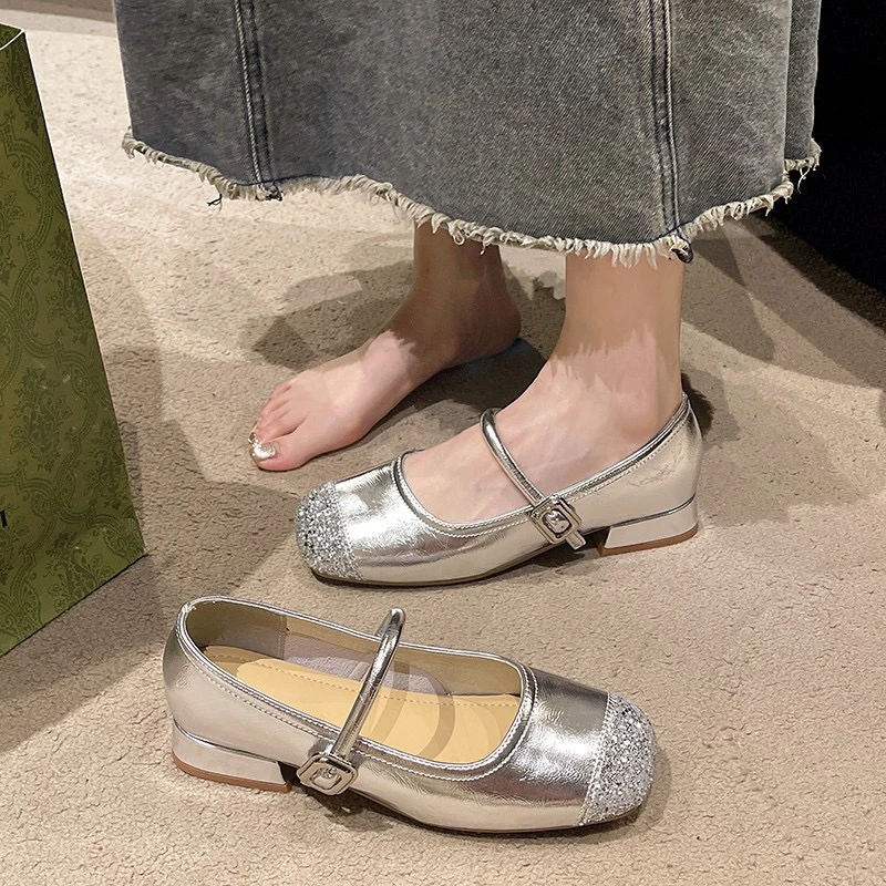 法式531拼色玛丽珍鞋女新款夏季浅口平底一字带亮片单鞋潮时尚