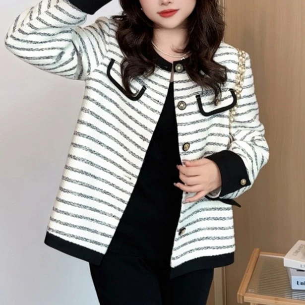 【现货】雅茉XMsShe大码女装新款名媛撞色条纹短款外套大衣Y2309014