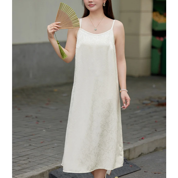 【现货】MsShe大码女夏装气质调节肩带缎面吊带连衣裙S~M2405171
