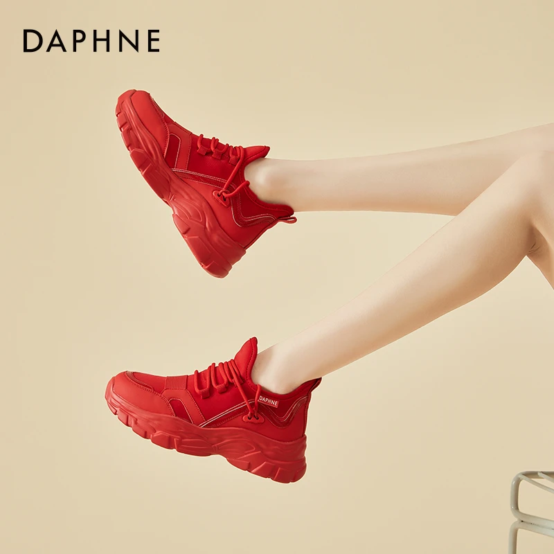 达芙妮正品本命年红色女鞋2025年秋季新款运动鞋软底休闲老爹鞋潮