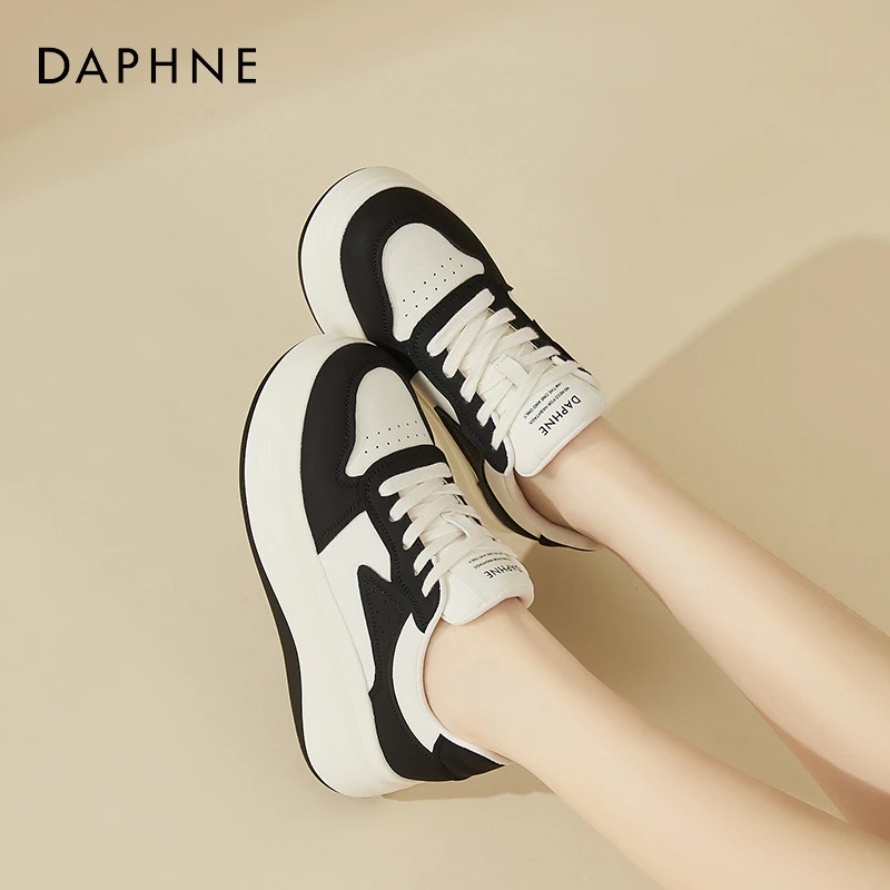 达芙妮黑白熊猫鞋女款2025新款厚底休闲板鞋运动鞋女小白鞋雅丹风