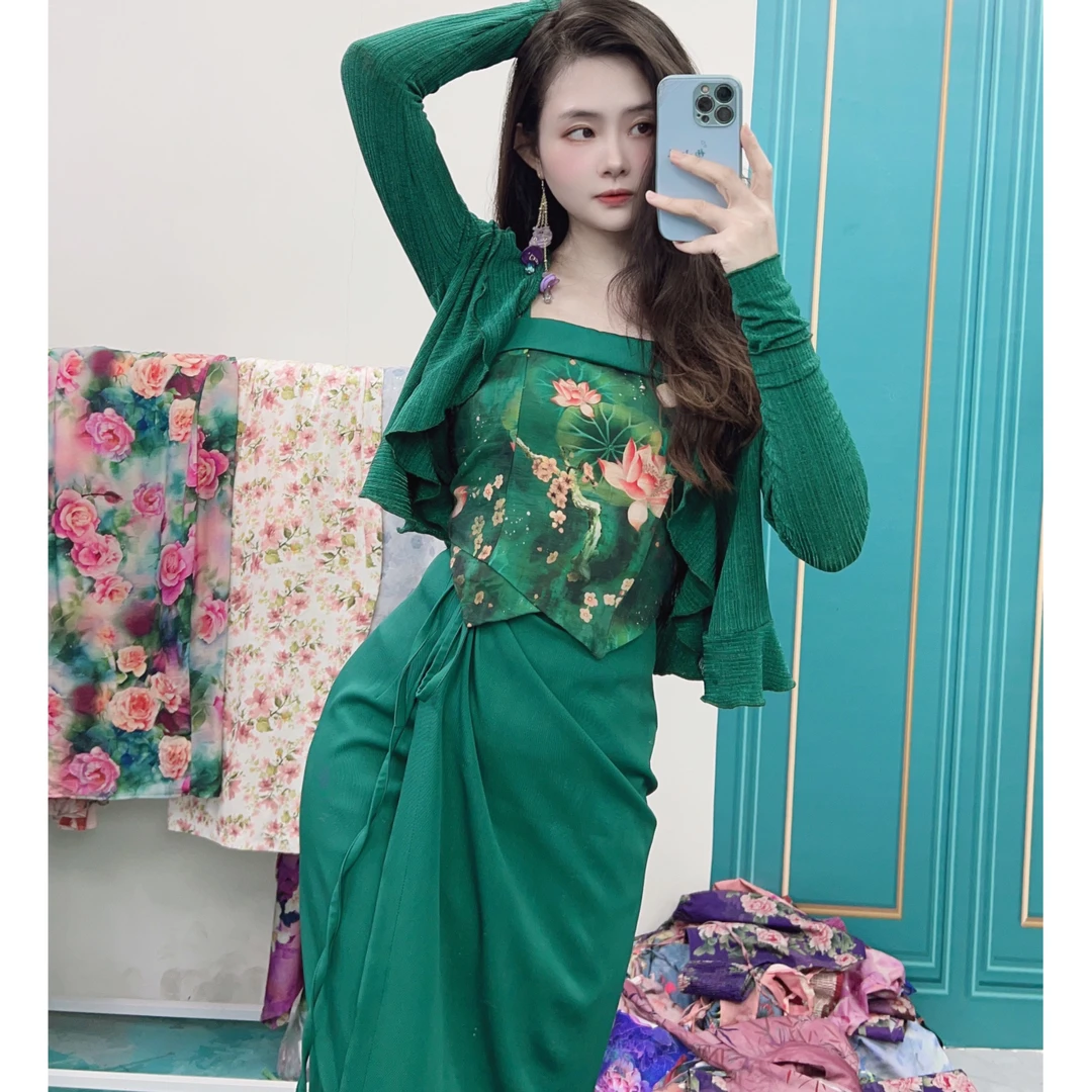 灰小猫 秋季复古【墨荷】国风吊带松紧上衣+一片式半身裙开衫套装女