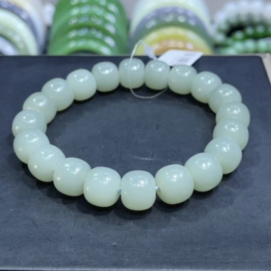 和田玉新疆且末油膏料手串10×11mm老型珠