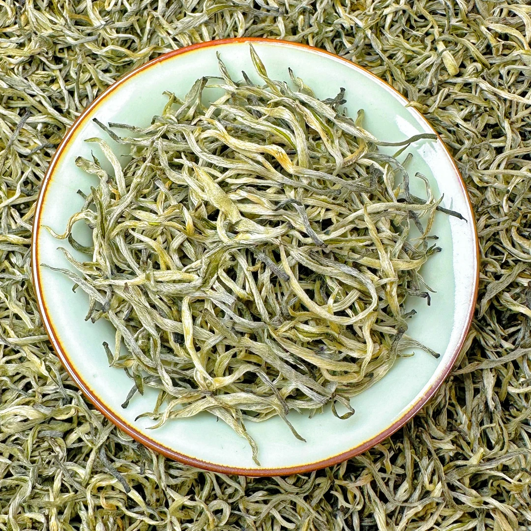 雀舌绿茶云南凤庆滇绿茶明前毛峰雀舌高山嫩芽绿茶2023新茶浓香
