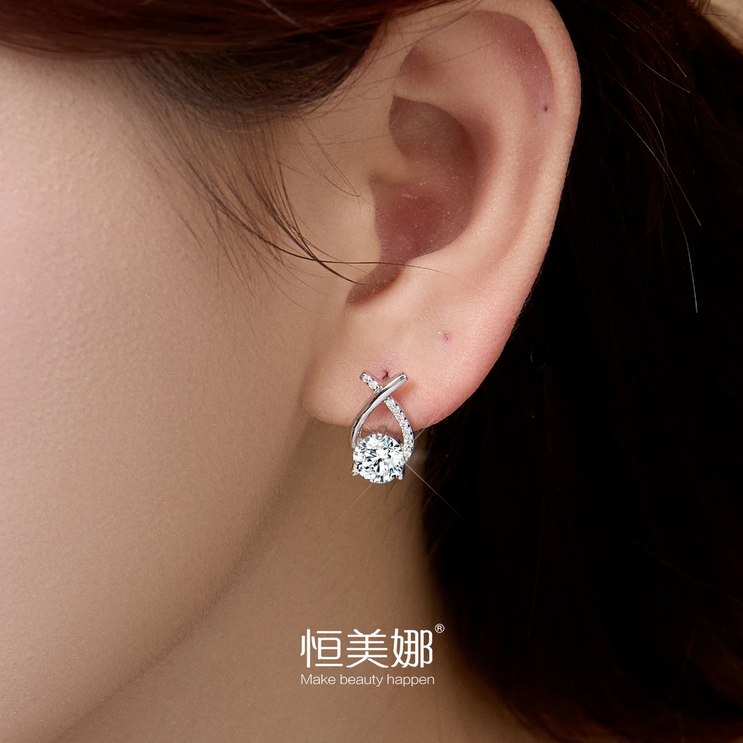 恒美娜 925银莫桑石耳饰 交叉耳钉精致个性镶嵌百搭小众设计女款