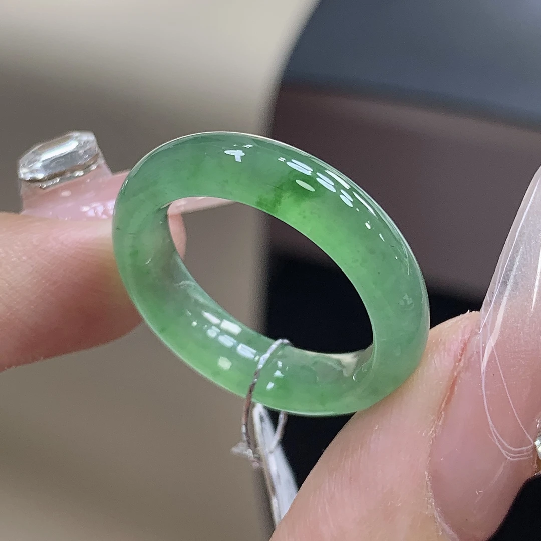 15圈口 缅甸天然翡翠 冰种满色飘绿花翡翠戒圈尺寸17.3-5.3-3.7mm