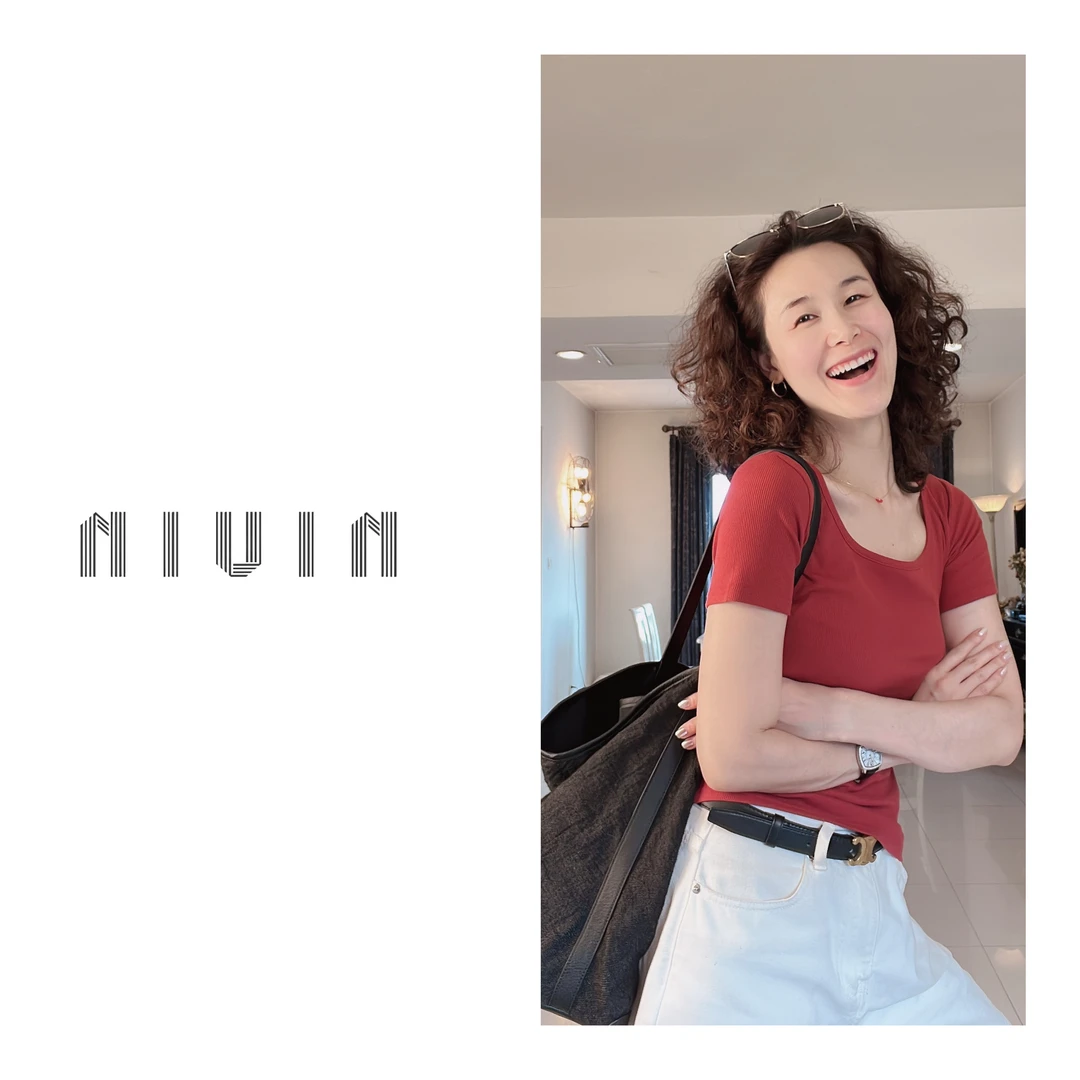 "优可丝方领T恤"圆领休闲修身纯色显瘦百搭设计感时尚方领T恤2371