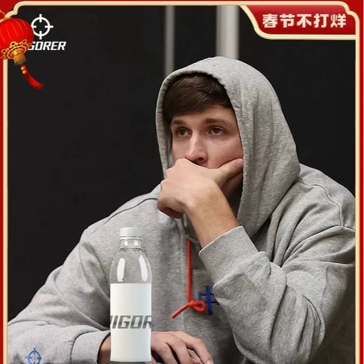 准者新款潮流情侣运动休闲宽松连帽衫卫衣 Z122410805/Z122310804