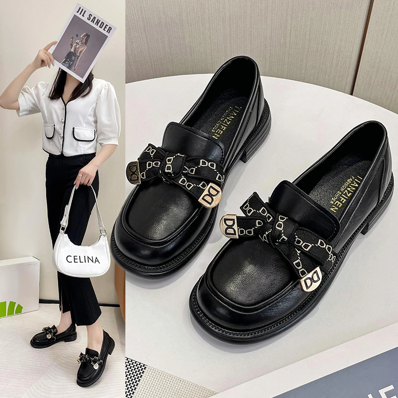 韩版黑色皮鞋百搭休闲2025春季软底鞋子时尚平底女鞋一脚蹬低跟鞋