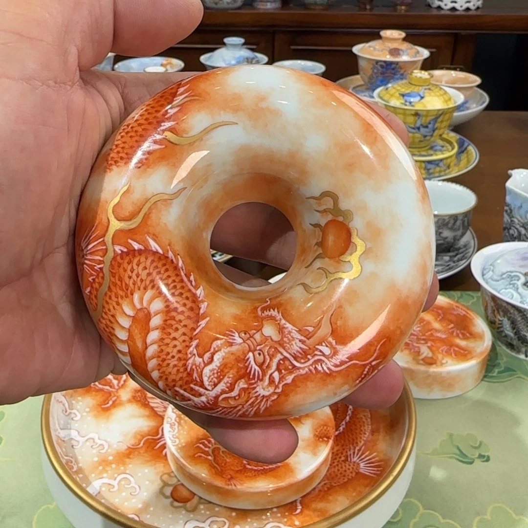 纯手工手绘矾红龙甜甜圈