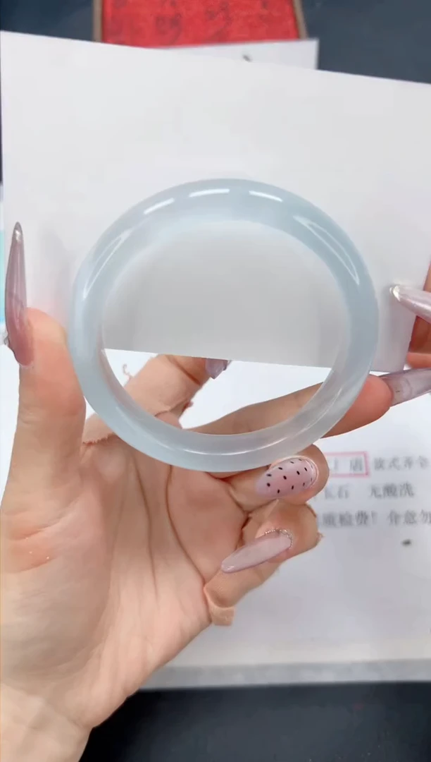 【闪购商品】石英质玉手镯未镶嵌A290-58.3