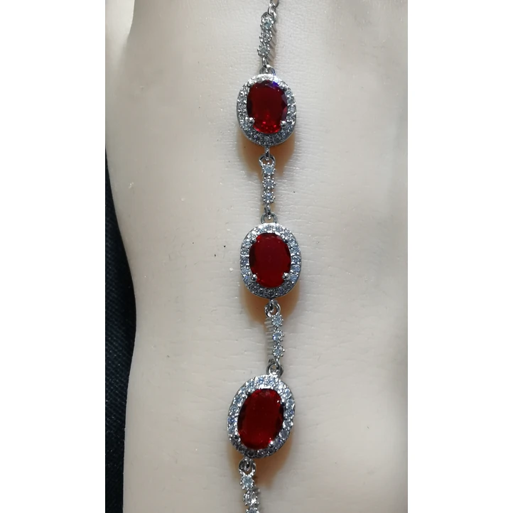 51104宝红色手链银色托开口可调节