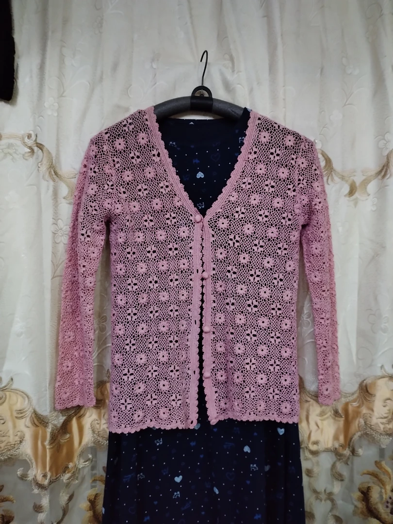 传统手钩精品外搭，精工巧制，降价出售。