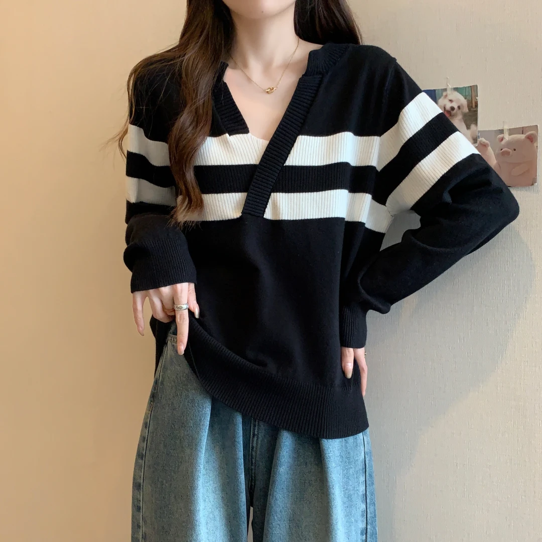 大码撞色V领条纹长袖毛衣女秋冬胖妹妹遮肚子显瘦针织上衣打底衫