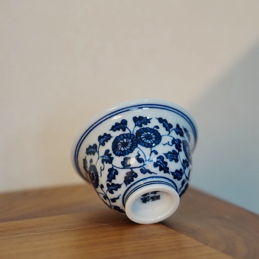 茶圈大魔王茶器景德镇怀宣临古青花明永宣小甜菊迷你压手杯45cc