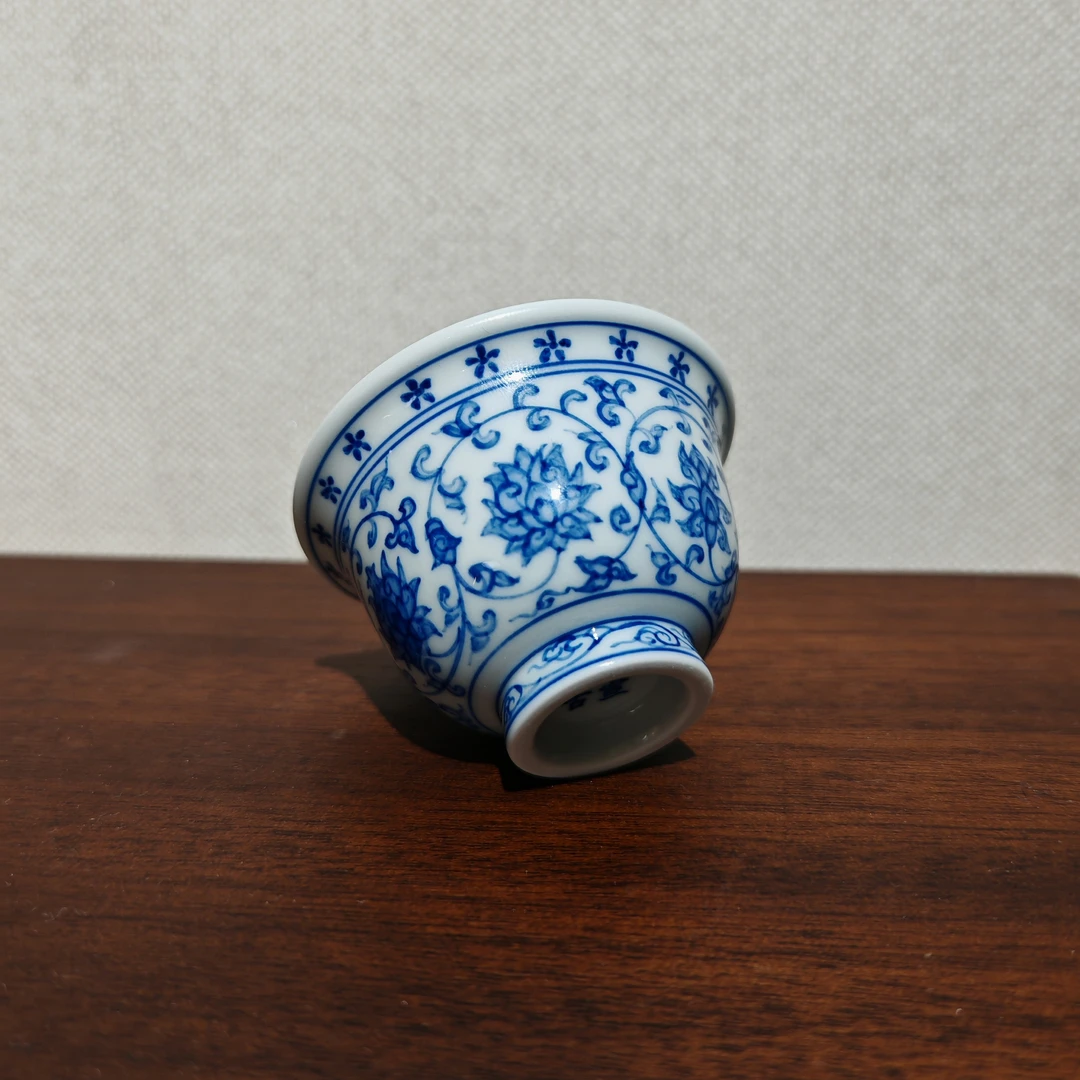 茶圈大魔王茶器景德镇纯手绘怀宣临古青花缠枝莲迷你压手杯45cc