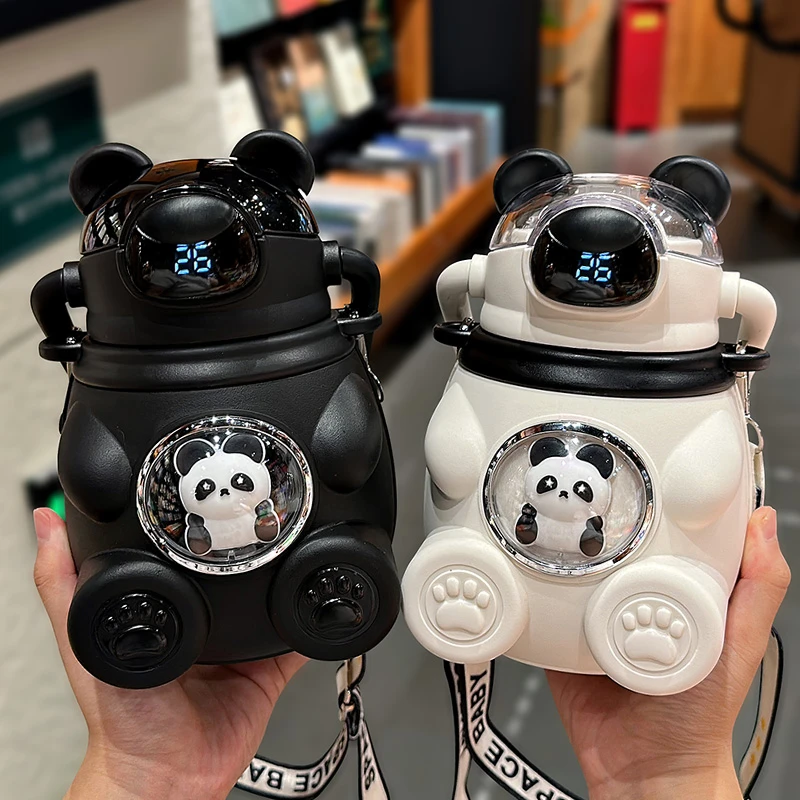 智能显温吸管杯可爱斜挎男孩潮流大肚杯防摔学生上学儿童水杯