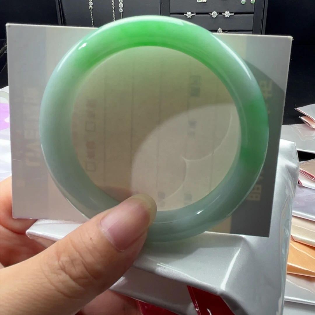 翡翠手镯未镶嵌天然缅甸翡翠手镯A货