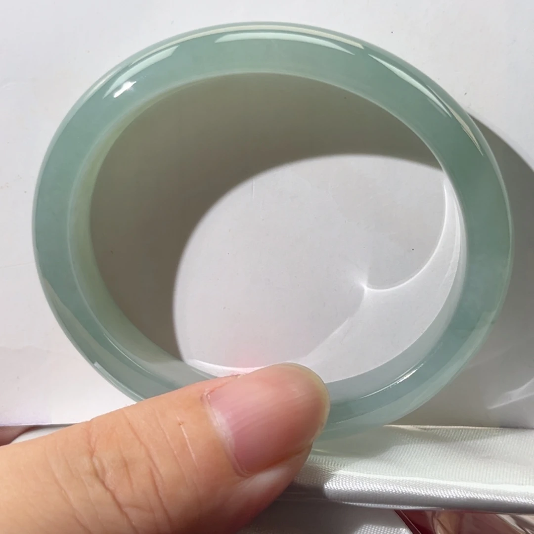 翡翠手镯未镶嵌天然缅甸翡翠手镯A货