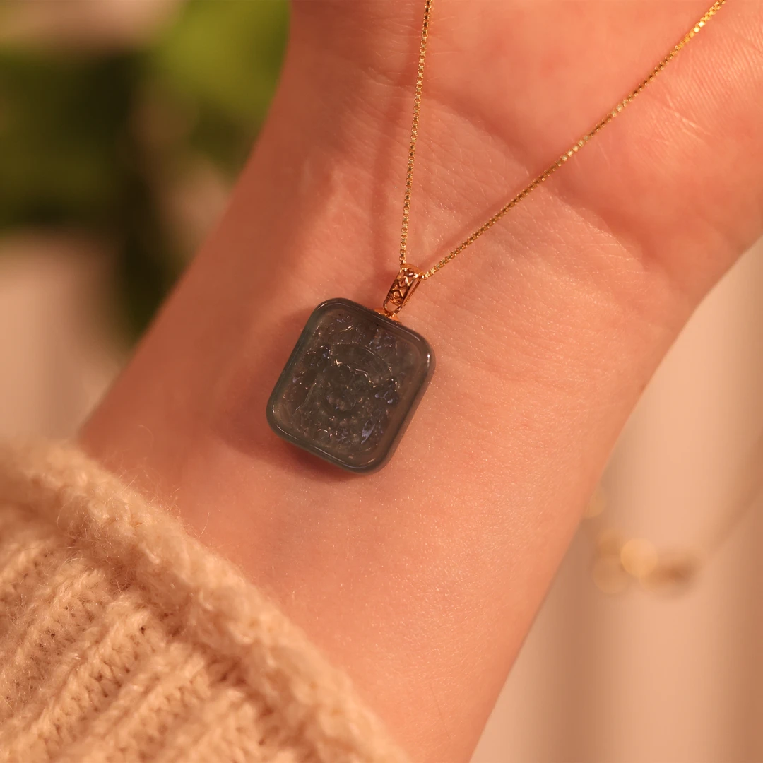 【众生】气质百搭18K金蓝水翡翠扎基拉姆坠链方牌吊坠（颜色微不同）