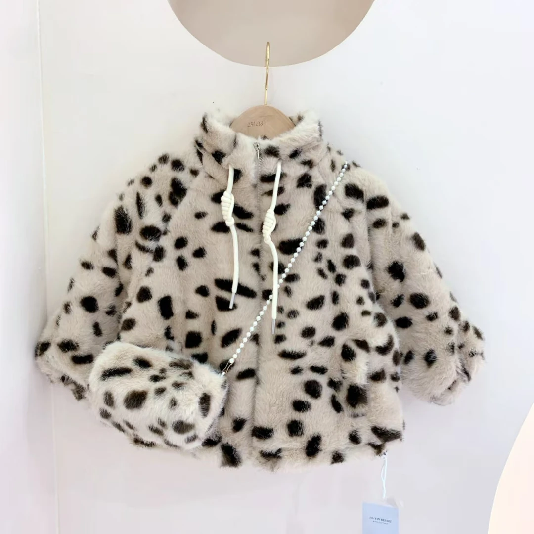 241606 女童冬季加绒加厚满身圆点韩版长袖毛毛衣棉服