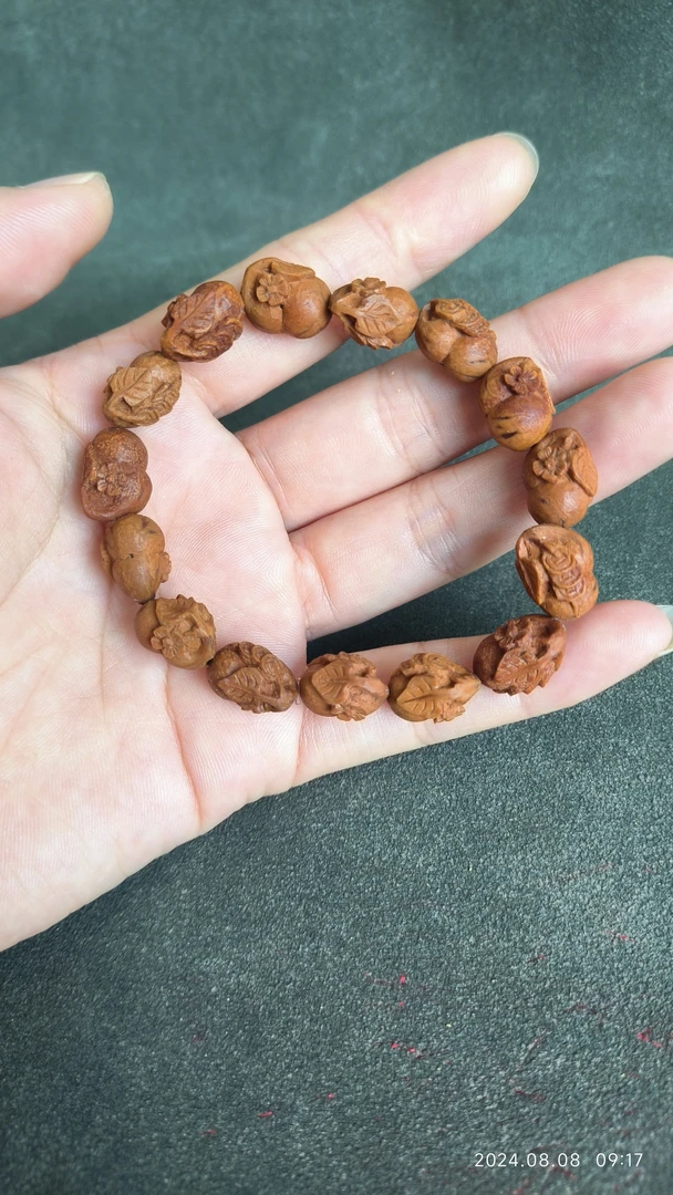 龙纹桃核雕刻福禄万代葫芦圆雕手串