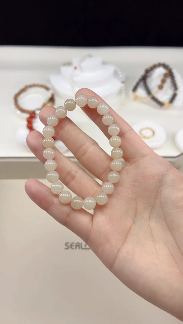 【闪购商品】和田玉手串未镶嵌藕粉8mm多样性发货