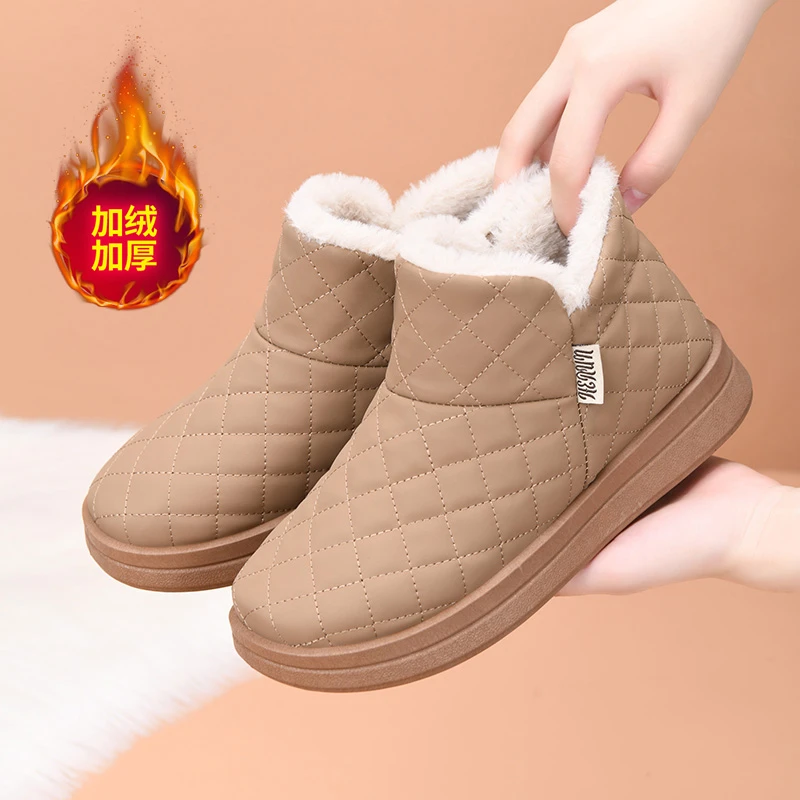 2024新款雪地靴冬加绒加厚舒适保暖棉鞋休闲防滑靴子短筒女士棉鞋