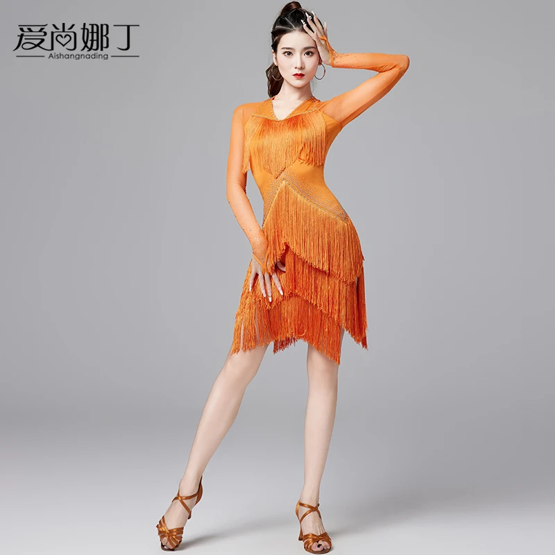 拉丁舞裙新款女成人专业比赛表演出练功服烫钻跳舞长袖流苏连衣裙