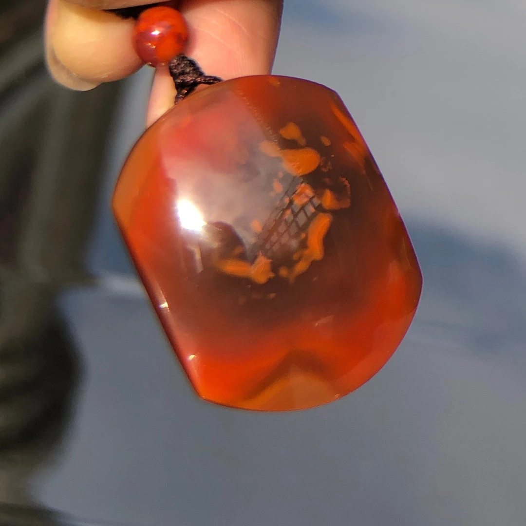 南红原矿无优化无胶无裂平安无事牌37.5✖️29.3✖️13.9mm净重23.8克