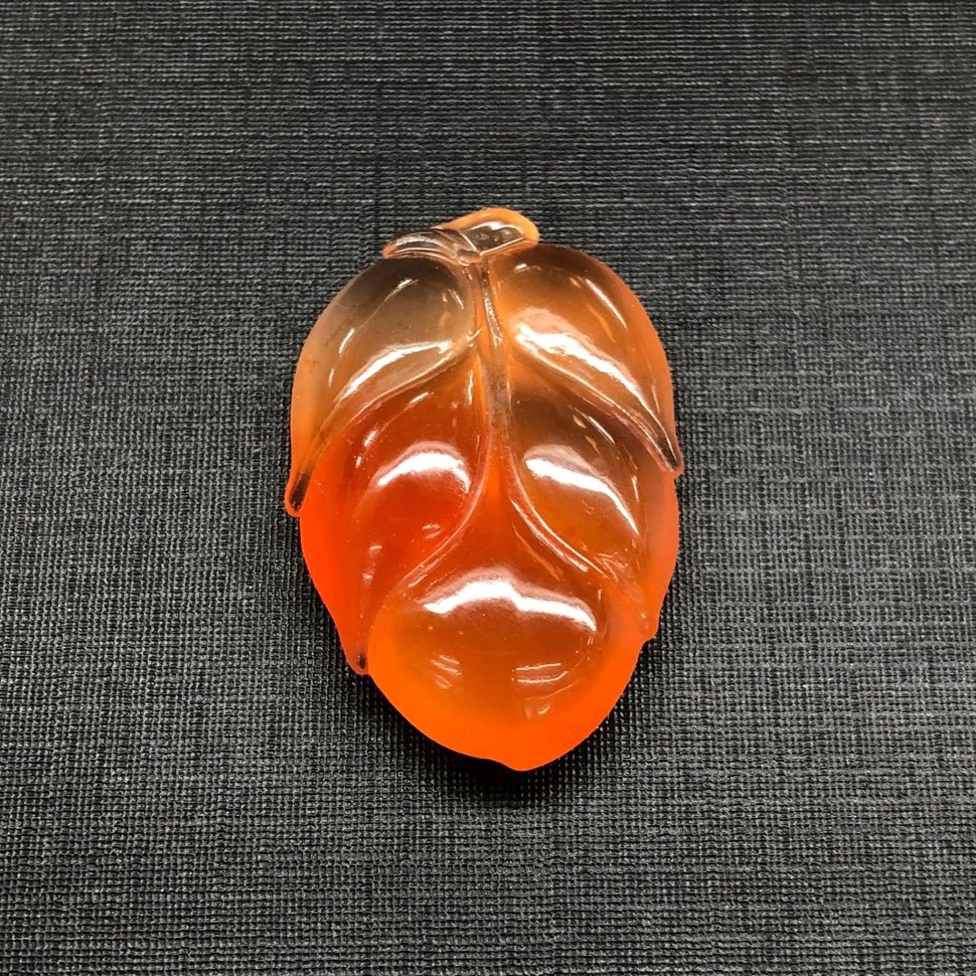 原矿保山南红冰红金枝玉叶吊坠，尺寸29.2/19.3/6.8mm