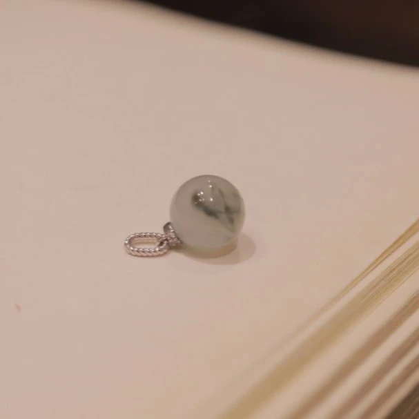 翡翠*鹿梦吊坠不含链*18k金镶嵌PB22110150多样性发其一