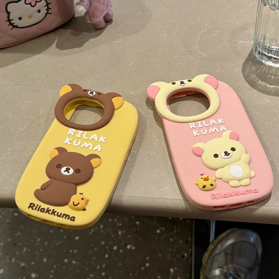 创意可爱小熊镜头硅胶壳适用于iPhone15promax手机壳少女心14个性