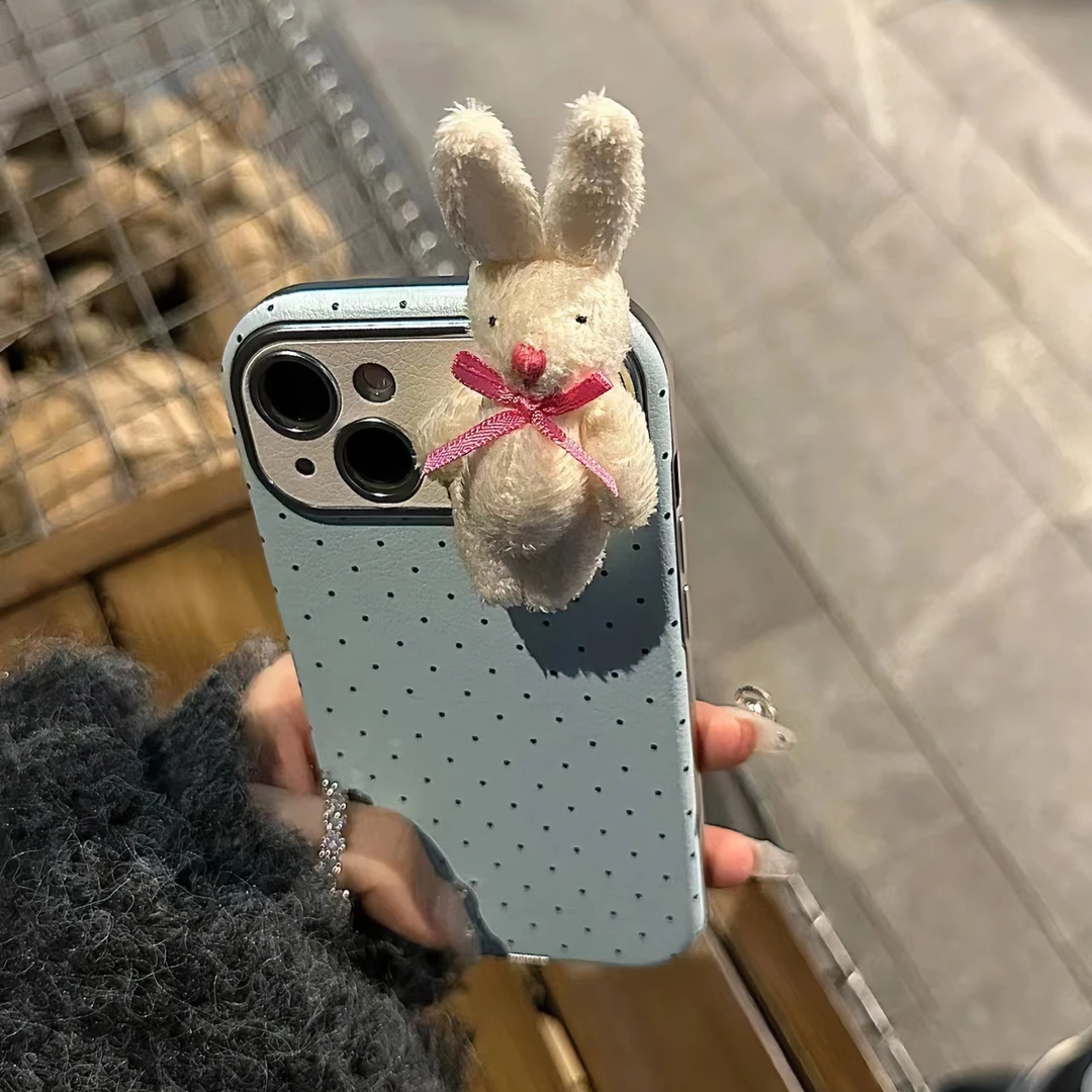 小清新蓝底波点兔兔大视窗皮质壳适用于iPhone15pro手机壳可爱女