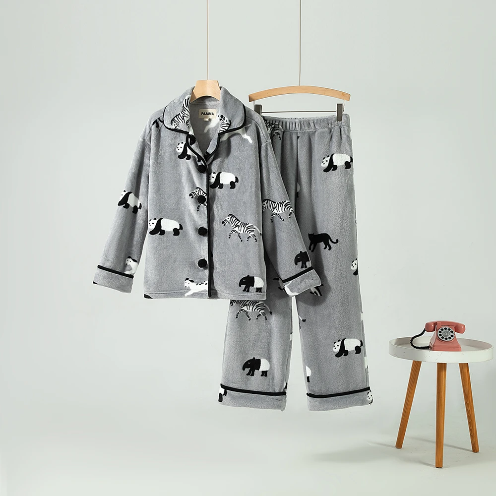 【法兰绒】灰色动物世界睡衣套装