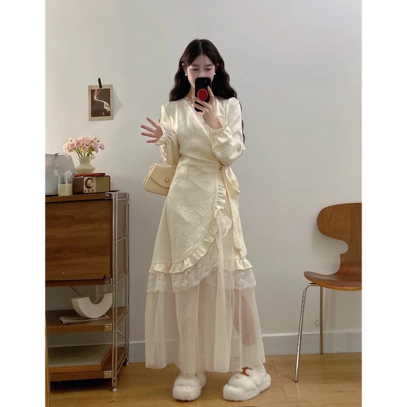 大码雾白清秋蕾丝绑带气质网纱拼接在逃公主连衣裙仙女风长裙子