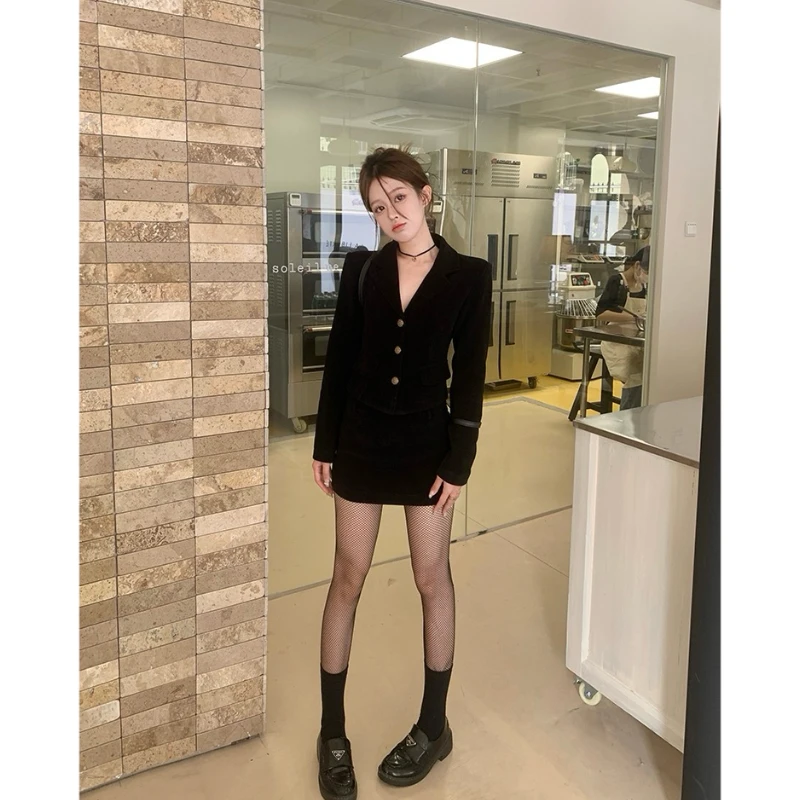 大码女装2025秋冬小香风时尚高级感穿搭西装外套气质减龄半裙显瘦