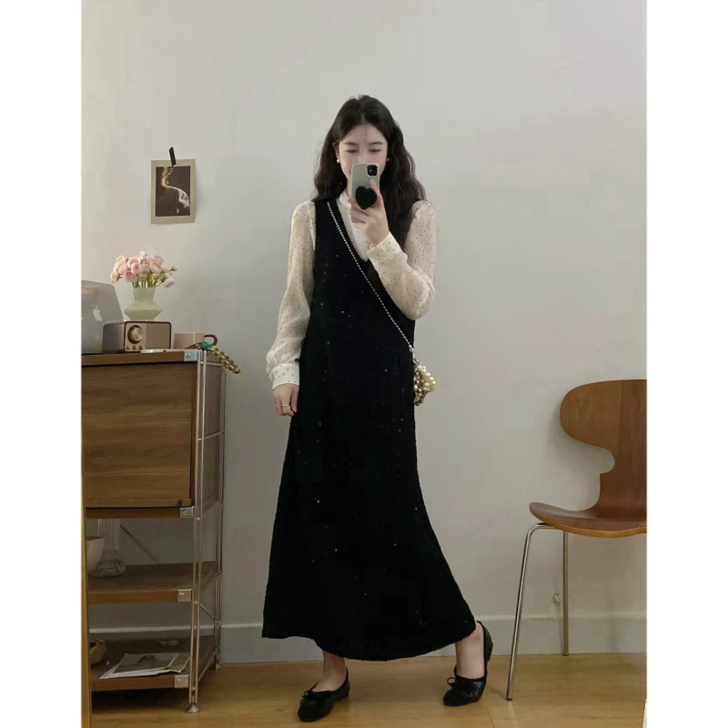 大码女装2024秋冬新款韩版气质显瘦波点吊带连衣裙法式洋气穿搭