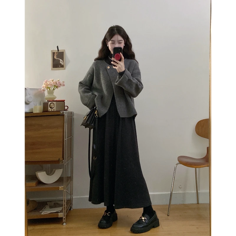 大码秋冬新款慵懒感风百搭显瘦连衣裙厚款不规则开叉毛衣气质穿搭