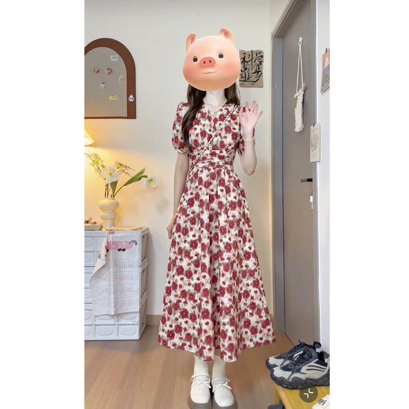 大码2025茶歇法式v领印花高腰显瘦气质连衣裙女夏季女神范高级感