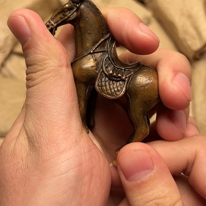 文玩铜器做工精良