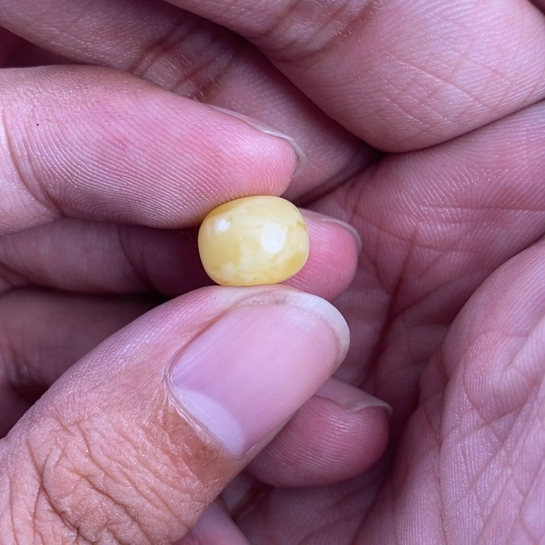 【闪购商品】琥珀裸石未镶嵌用****1