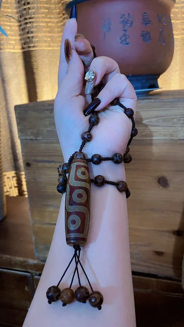 麻四--原创亚麻安克拉红锁骨链花苞长挂件