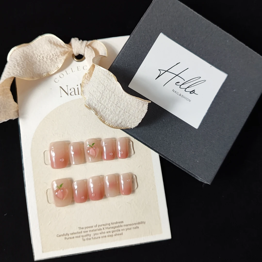 041  爆汁蜜桃   百搭显白蜜桃渐变腮红款纯手工可重复使用穿戴甲