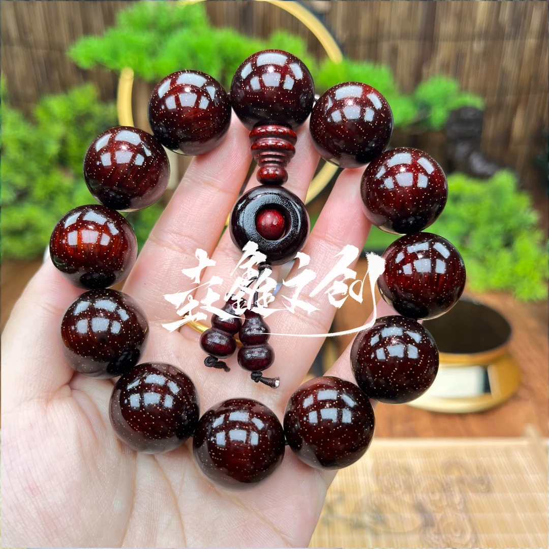 2.0 小叶紫檀爆星手串【047】